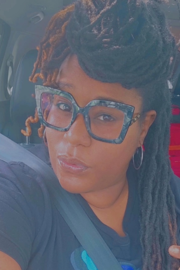 Cruise Brothers Travel Agent Tryniquia Sharp